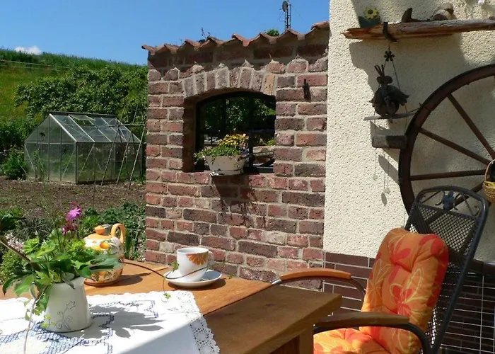 Prázdninový dům Quiet With Terrace *